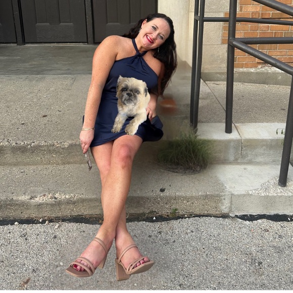 Meet your Posher, Leah - Picture 1 of 1